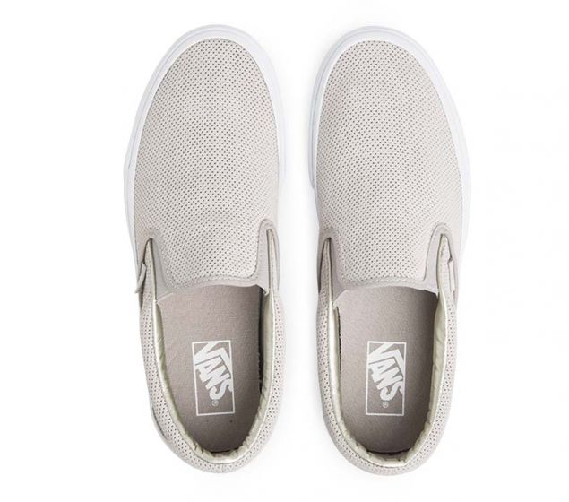 
                      
                        VANS | CLASSIC SLIP-ON (PERFORATED SUEDE)
                      
                    